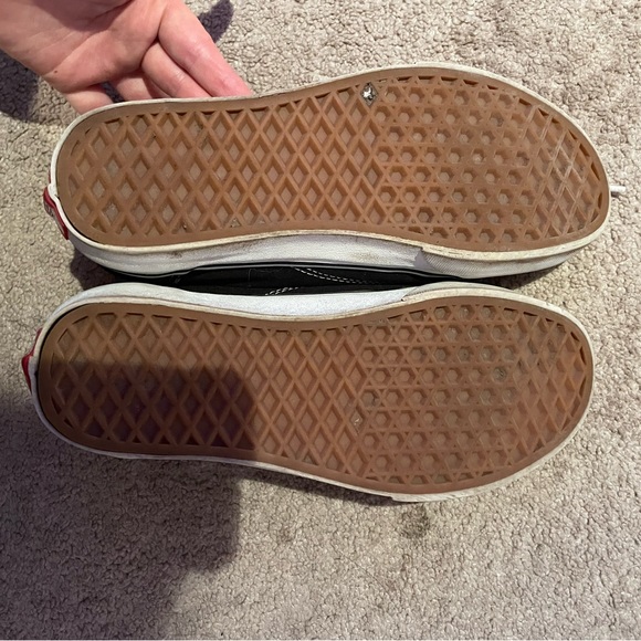 women’s black low top vans - Picture 7 of 7